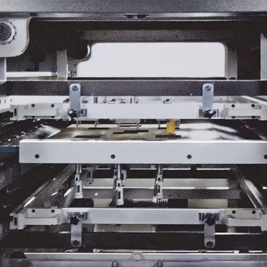 Automatic Wide Format Flatbed Cardboard Paper Usage Die Press Cutting Cutter Box Carton Die-Cutting Machine with Kiss Creasing Stripping